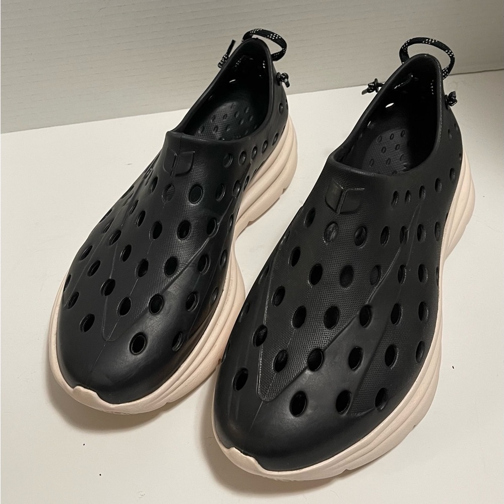 KANE Footwear  Unisex Black Slip-On clogs Shoes size 8